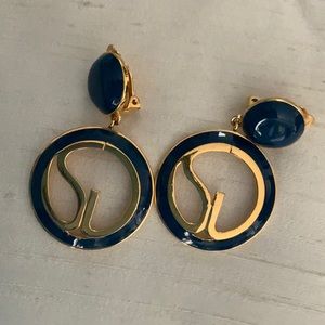 St. John classic logo earrings